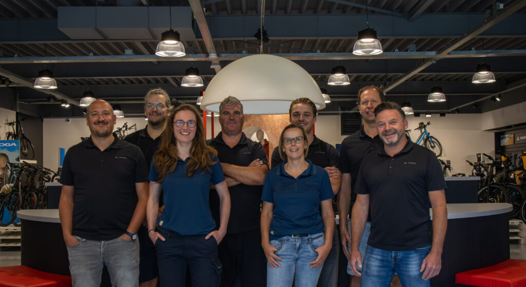 Foto van het van Ekeris Tweewielers team